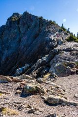 Steep ridge connecting west peak to the east peak