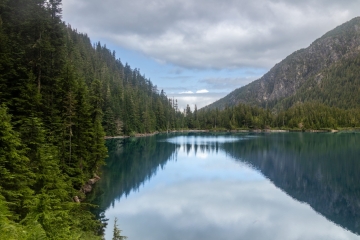 Deeks Lake