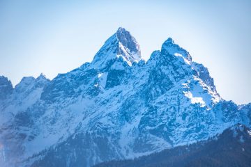 Twin peaks, left-American Border Peak, right-Canadian Border Peak