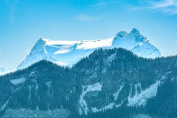 Tomyhoi Peak