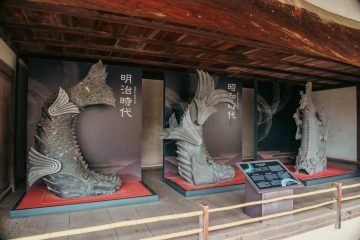 Shachihoko, the fish-like statues in the picture, is said to have fire-preventing power, and installed on a lot of roof tops throughout Himeji castle.