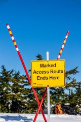 Trail marker ends at Hollyburn Peak