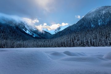 Joffre Lakes - Lower Lake - Winter