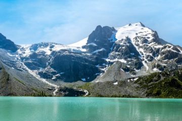 Joffre Lakes - Upper Lake