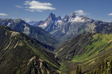 Valley leading to Hozomeen Mountain