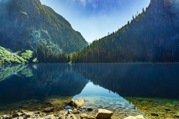 Deeks Lake