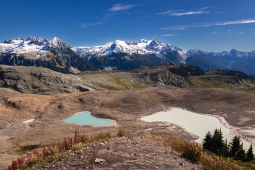 Mamquam and its neighbouring peaks